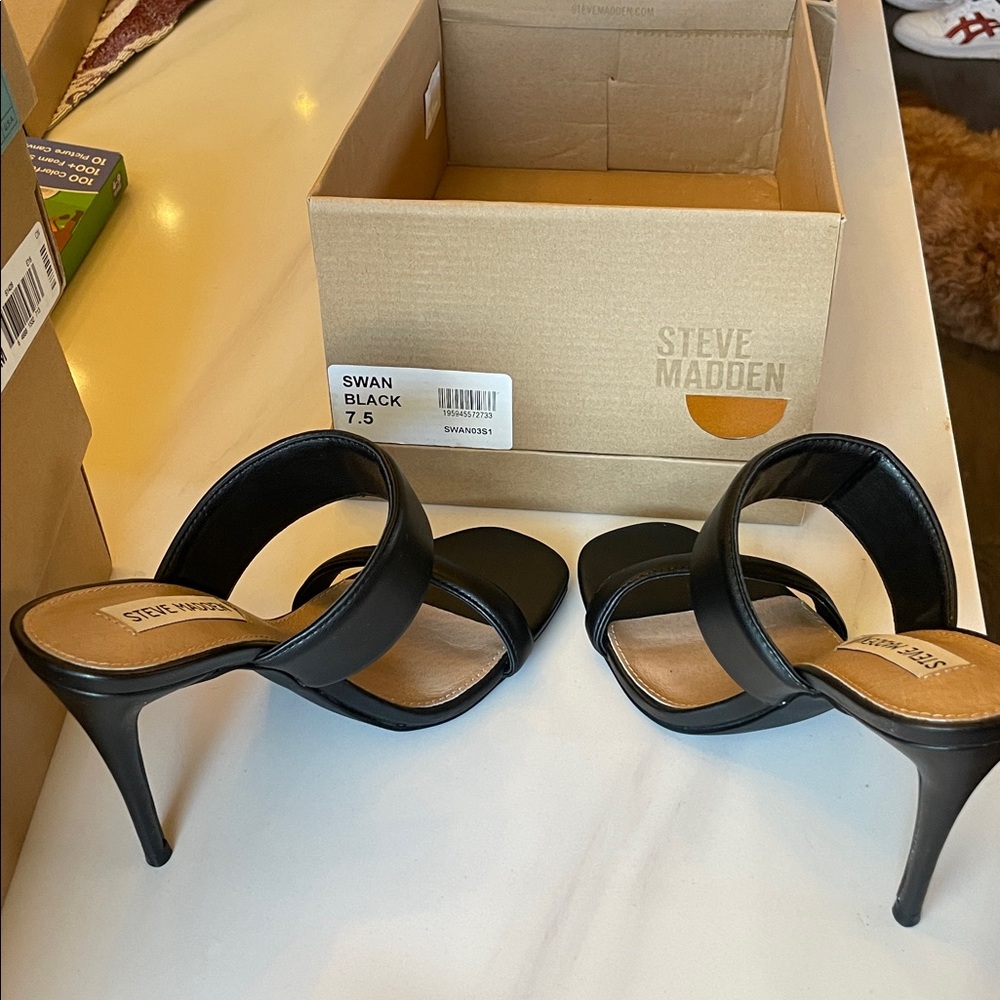 Steve Madden Elegant Black Heels